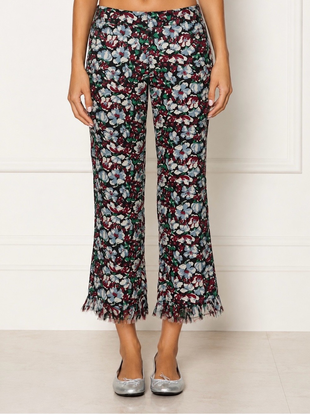 Ciao Lucia Floral Cropped Pants in Black, Burgundy & Green